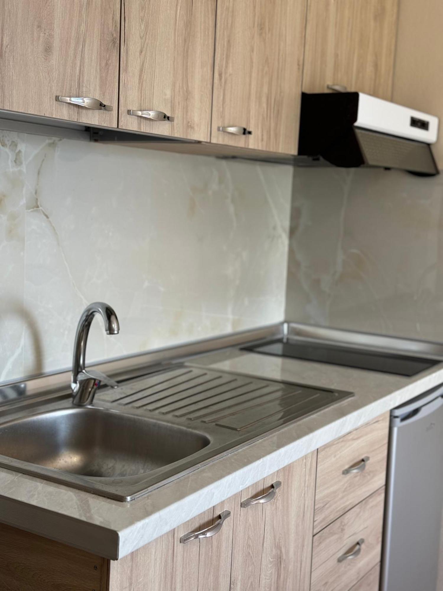 Sea & Gardenview Apartments Durrës Eksteriør billede