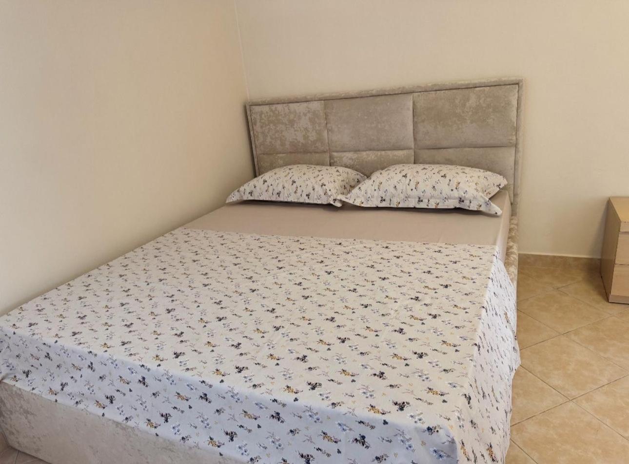 Sea & Gardenview Apartments Durrës Eksteriør billede