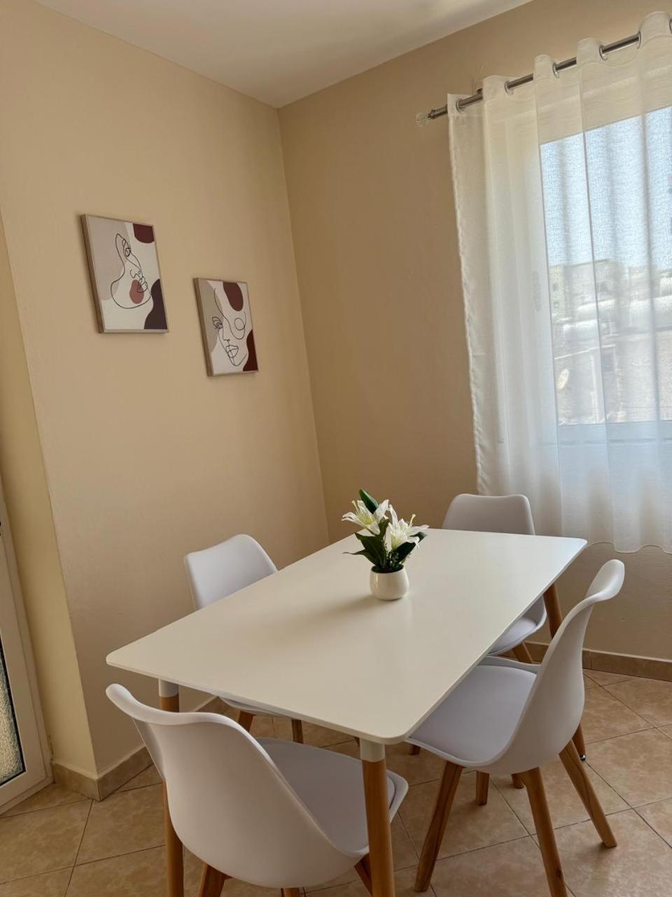 Sea & Gardenview Apartments Durrës Eksteriør billede